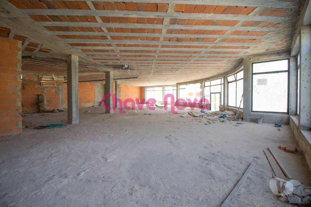 Comprar Loja Vila Nova de Gaia - Fotos para Loja com Terraço na Madalena a 700m das Praias