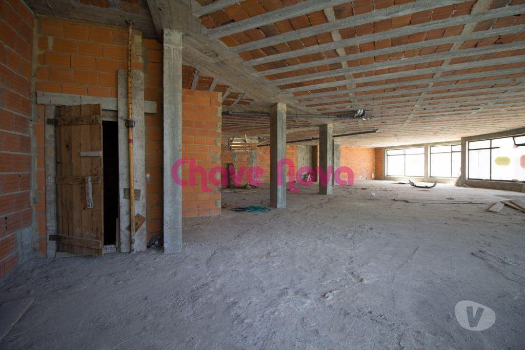 Comprar Loja Vila Nova de Gaia - Fotos para Loja com Terraço na Madalena a 700m das Praias