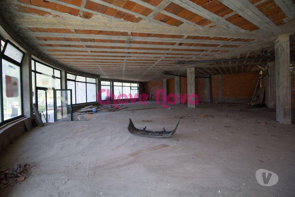 Comprar Loja Vila Nova de Gaia - Fotos para Loja com Terraço na Madalena a 700m das Praias