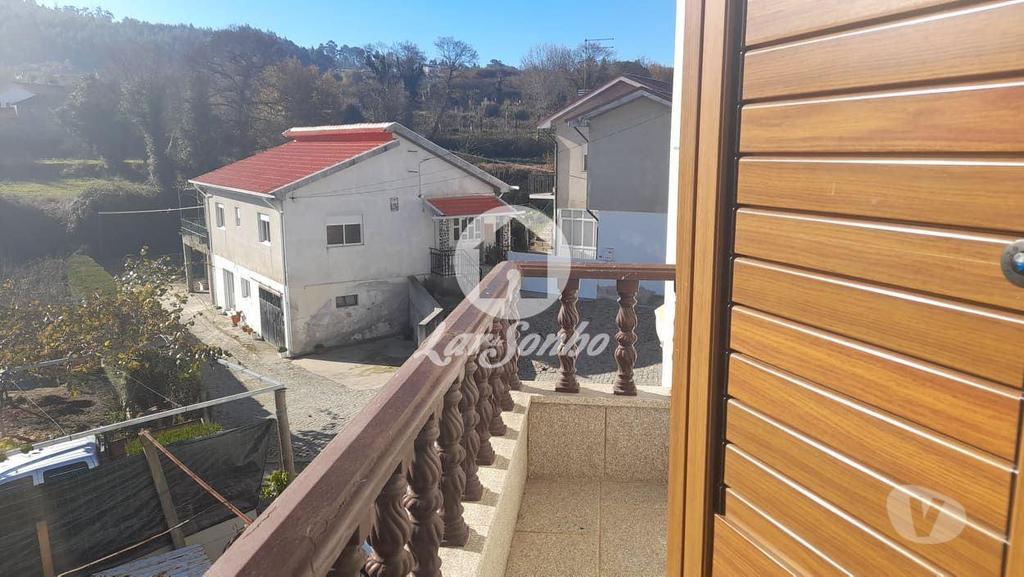 Apartamentos a venda Lousada - Fotos para Lousada-VENDE-SE MORADIA V5 CAÍDE DE REI (243-M-00727)