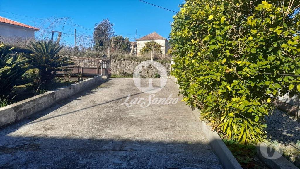 Apartamentos a venda Lousada - Fotos para Lousada-VENDE-SE MORADIA V5 CAÍDE DE REI (243-M-00727)