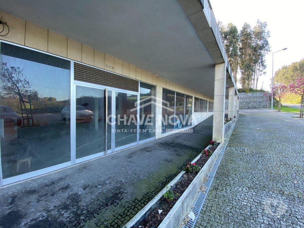 Comprar Loja Maia - Fotos para Venda Arrendamento de Loja - Moreira, Maia (5 min Aeroporto)