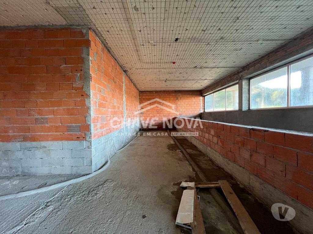 Comprar Loja Maia - Fotos para Venda Arrendamento de Loja - Moreira, Maia (5 min Aeroporto)