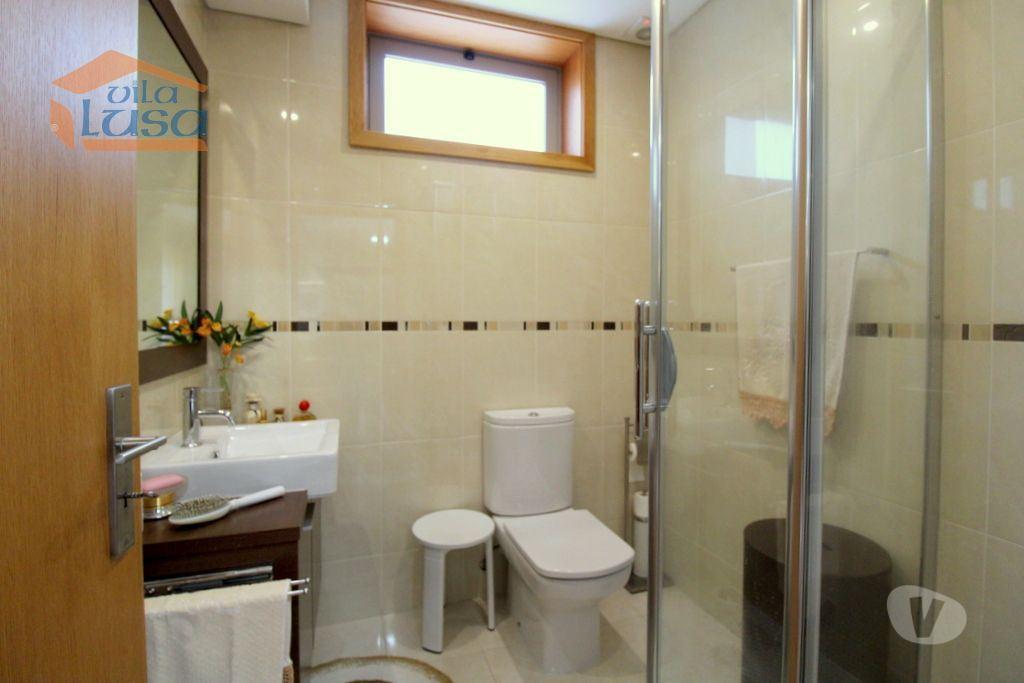 Apartamentos a venda Vila Nova de Gaia - Fotos para Moradia T4 Arcozelo com 2 suites, sala + 2 salões jogos e