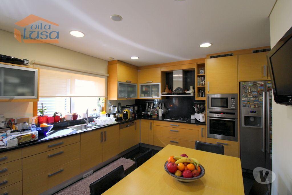 Apartamentos a venda Vila Nova de Gaia - Fotos para Moradia T4 Arcozelo com 2 suites, sala + 2 salões jogos e