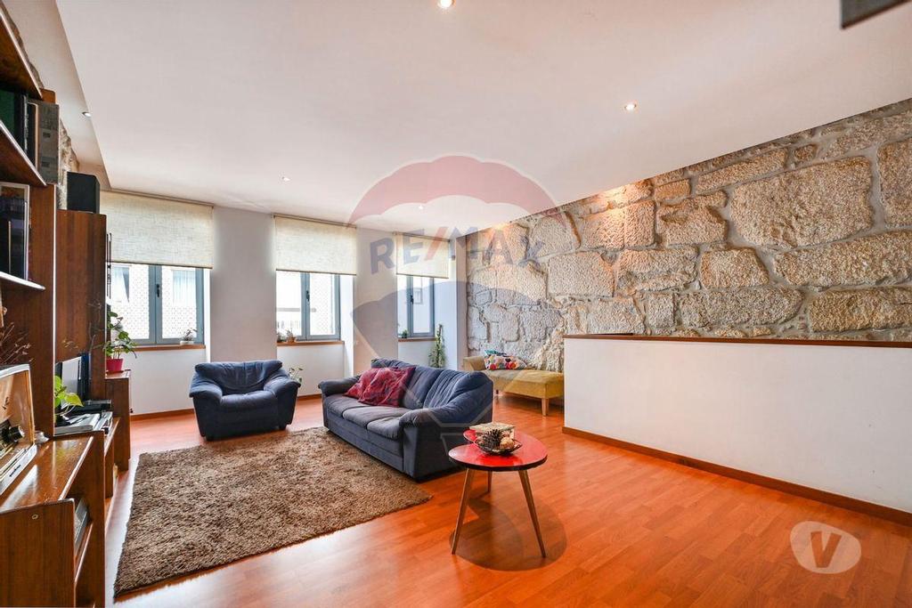 Apartamentos a venda Porto - Fotos para Porto-Moradia T6 para venda (124851165-83)