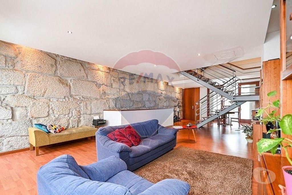 Apartamentos a venda Porto - Fotos para Porto-Moradia T6 para venda (124851165-83)