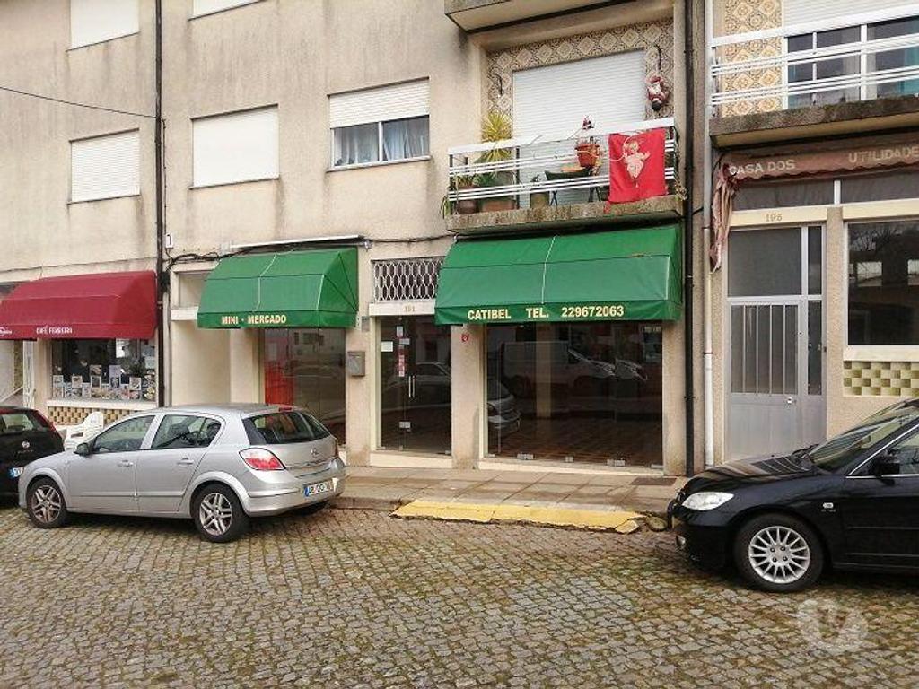 Comprar Loja Valongo - Fotos para Loja em Alfena para clinica minimercado cabeleireira