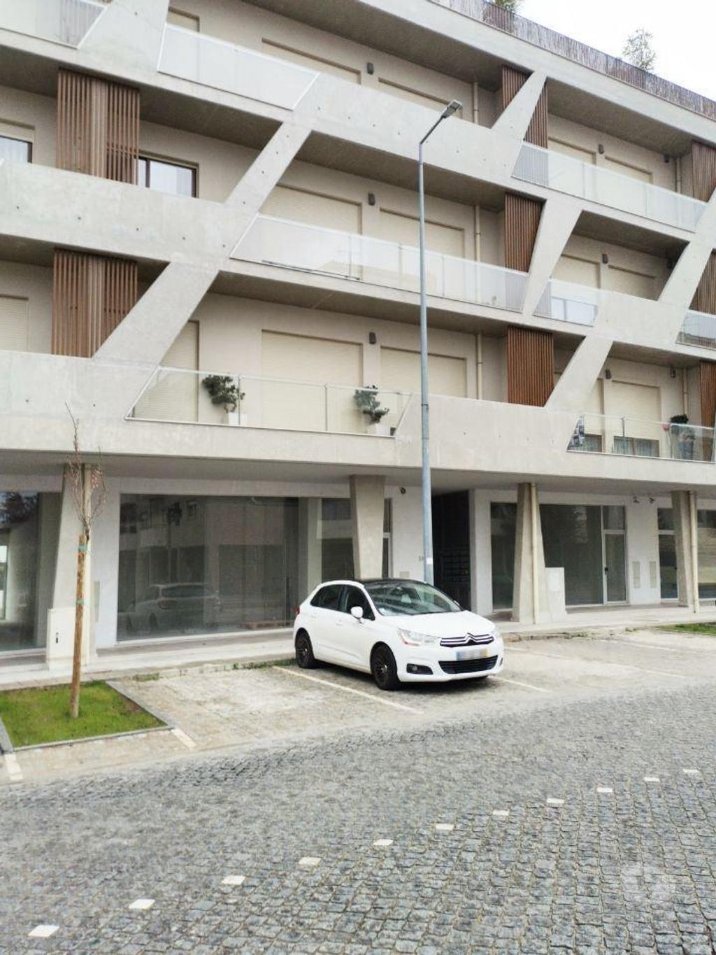Comprar Loja Lousada - Fotos para Loja, nova, para venda, Lousada - Cristelos, Boim e Ordem
