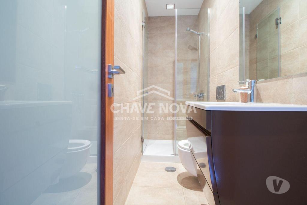 Apartamentos a venda Póvoa de Varzim - Fotos para Povoa-de-varzim-Moradia T4 Povoa Varzim (OD 01418)
