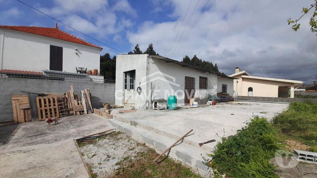 Apartamentos a venda Santa Maria da Feira - Fotos para Moradia Térrea para restauro em S. Paio de Oleiros (MAD 01170)