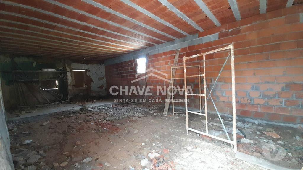 Apartamentos a venda Santa Maria da Feira - Fotos para Moradia Térrea para restauro em S. Paio de Oleiros (MAD 01170)