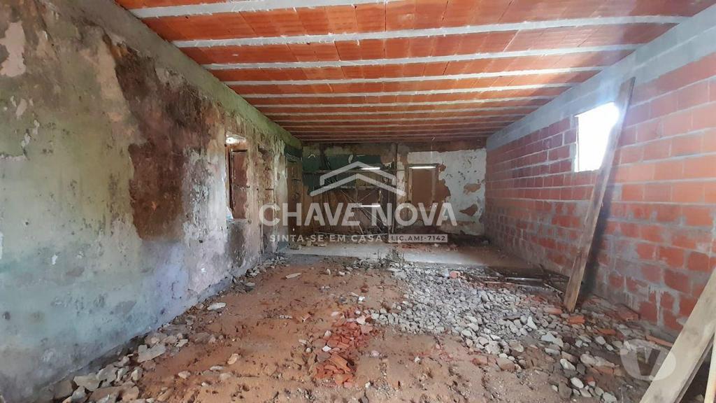 Apartamentos a venda Santa Maria da Feira - Fotos para Moradia Térrea para restauro em S. Paio de Oleiros (MAD 01170)