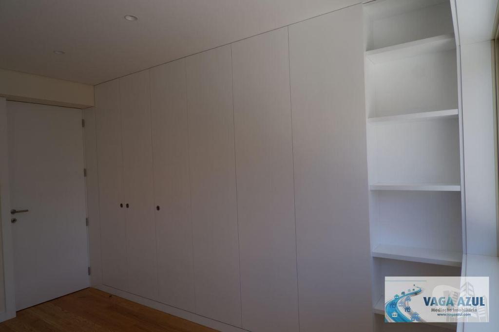 Apartamentos a venda Porto - Fotos para Apartamento T3 com Garagem Individual Recuperado à Avenida da