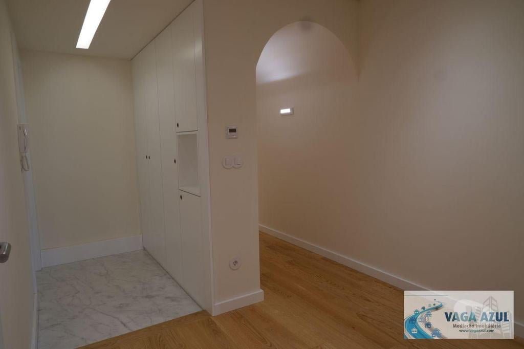 Apartamentos a venda Porto - Fotos para Apartamento T3 com Garagem Individual Recuperado à Avenida da