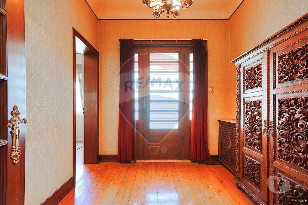 Apartamentos a venda Porto - Fotos para Porto-Moradia T7 para venda (124851089-22)