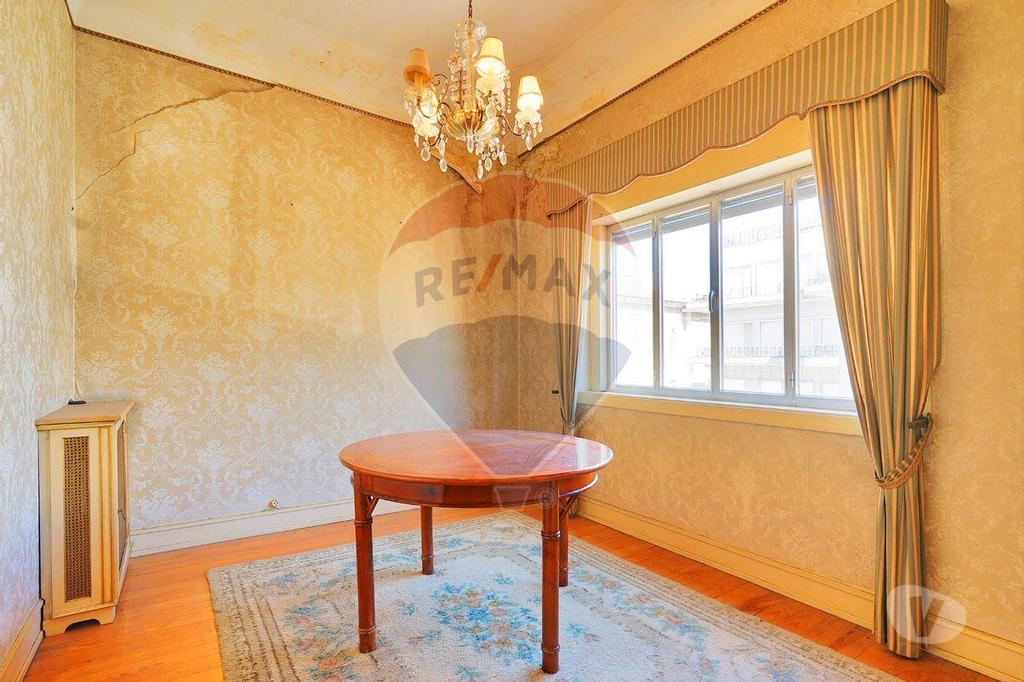 Apartamentos a venda Porto - Fotos para Porto-Moradia T7 para venda (124851089-22)