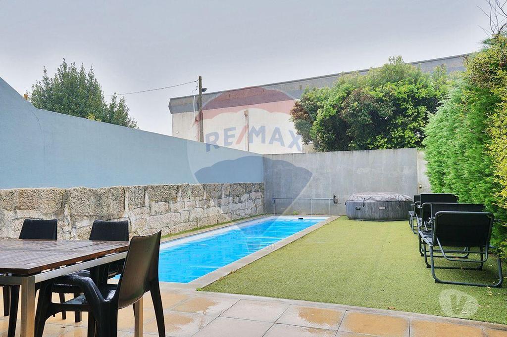 Apartamentos a venda Porto - Fotos para Porto-Moradia T5 para venda (125061008-210)