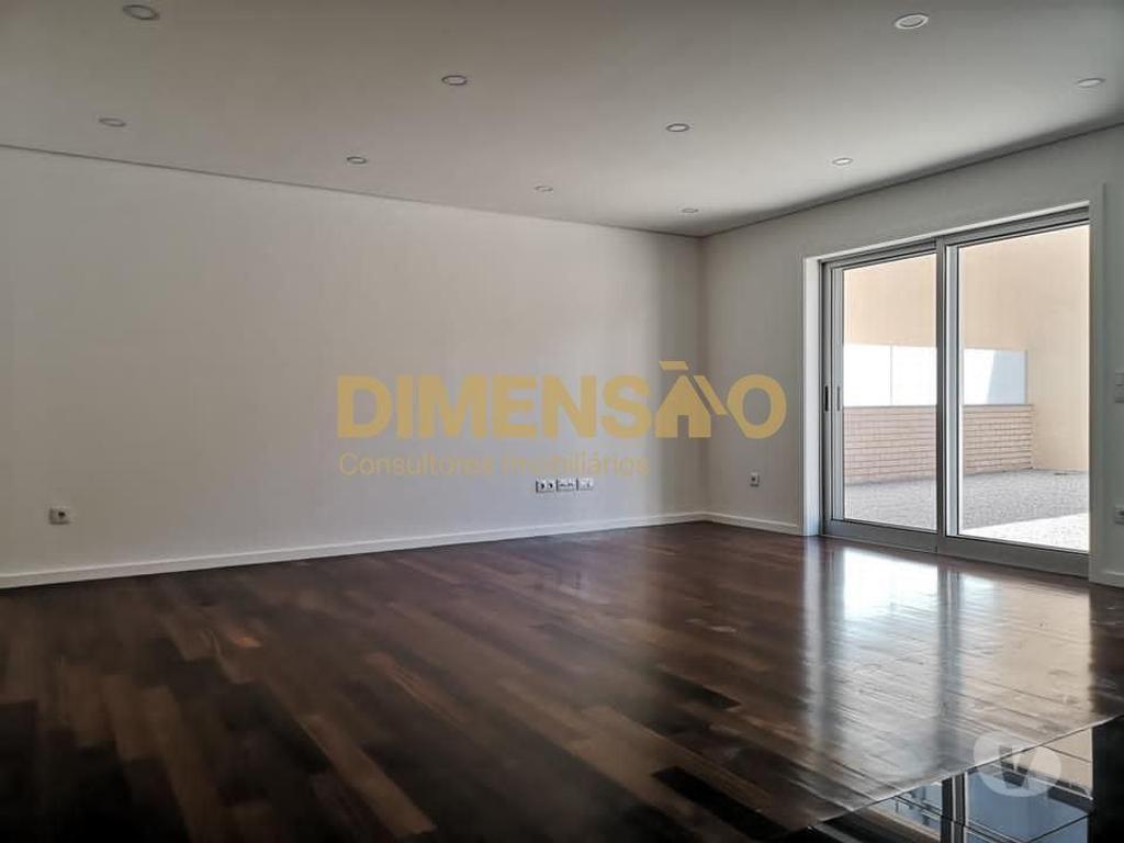 Apartamentos a venda Valongo - Fotos para T2 novo, c terraço privativo de 136m2, para venda ao centro de