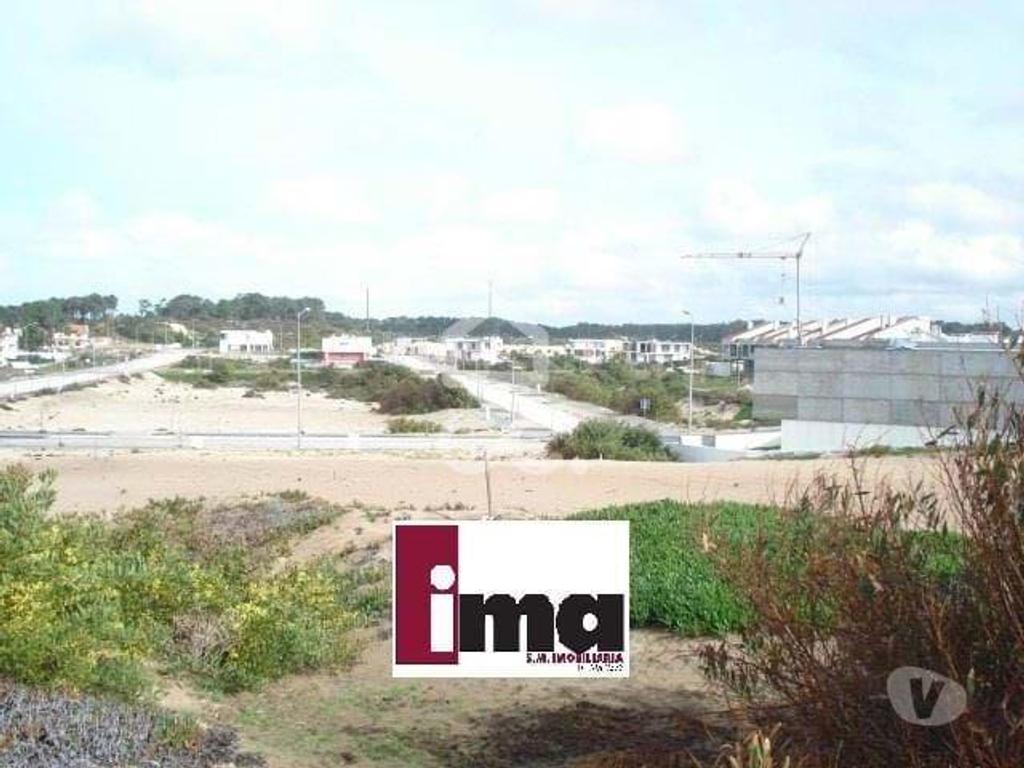Terrenos Alcobaça - Fotos para Lote de construção para 5 moradias em banda na praia da Pedra do