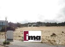 Lote de construção para 5 moradias em banda na praia da Pedra do