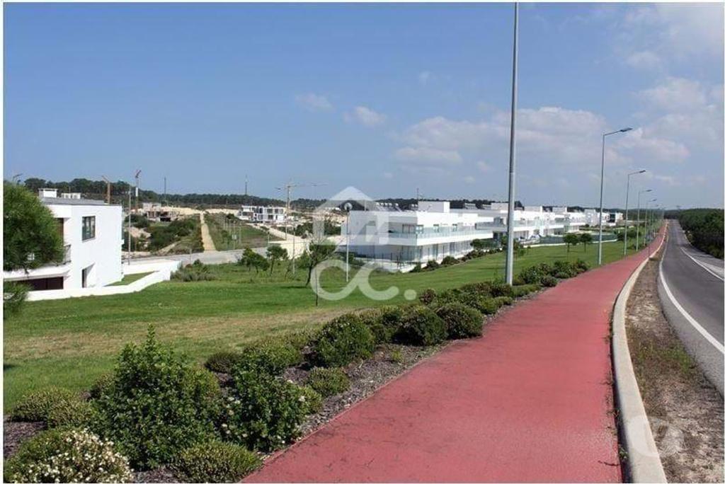 Terrenos Alcobaça - Fotos para Lote de construção para 5 moradias em banda na praia da Pedra do