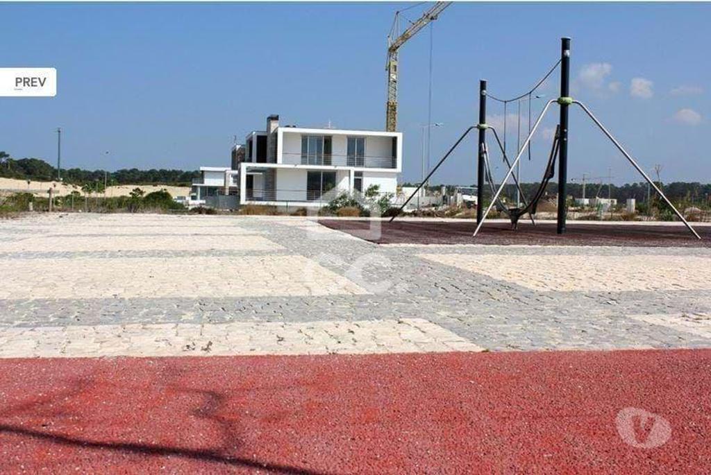 Terrenos Alcobaça - Fotos para Lote de construção para 5 moradias em banda na praia da Pedra do