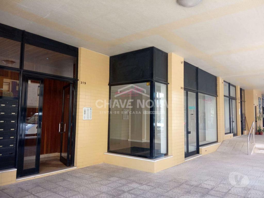 Comprar Loja Porto - Fotos para Loja com 63m2 de rua ao Carvalhido