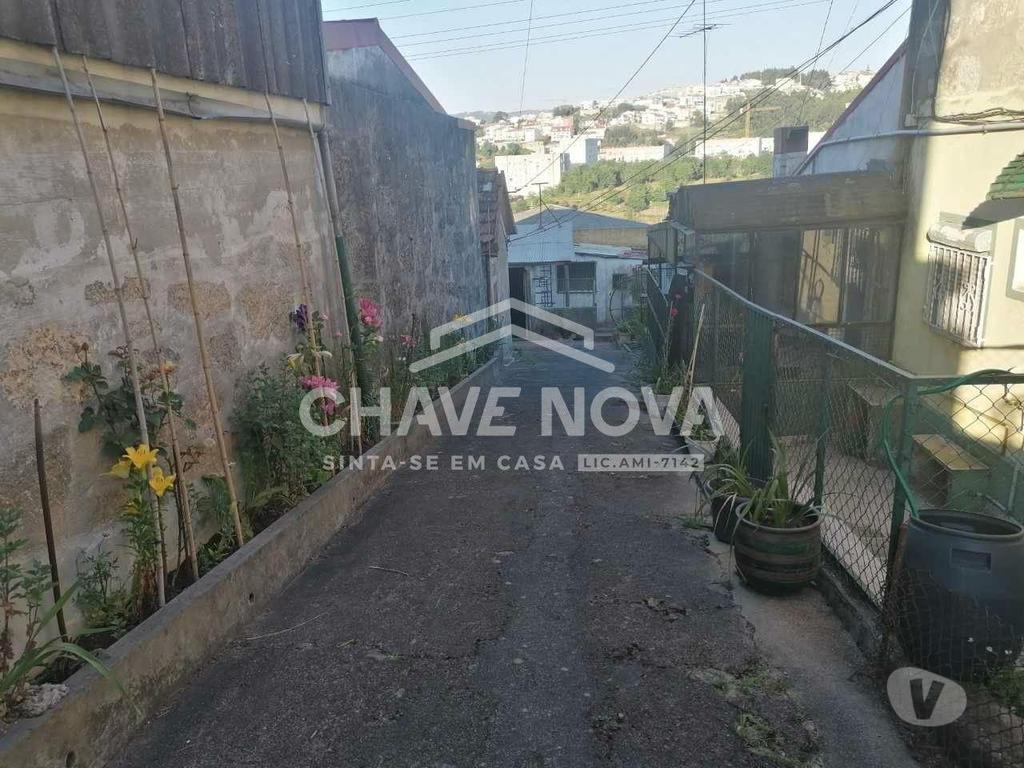 Terrenos Gondomar - Fotos para Terreno para construção em altura com 441 m². Rio Tinto.