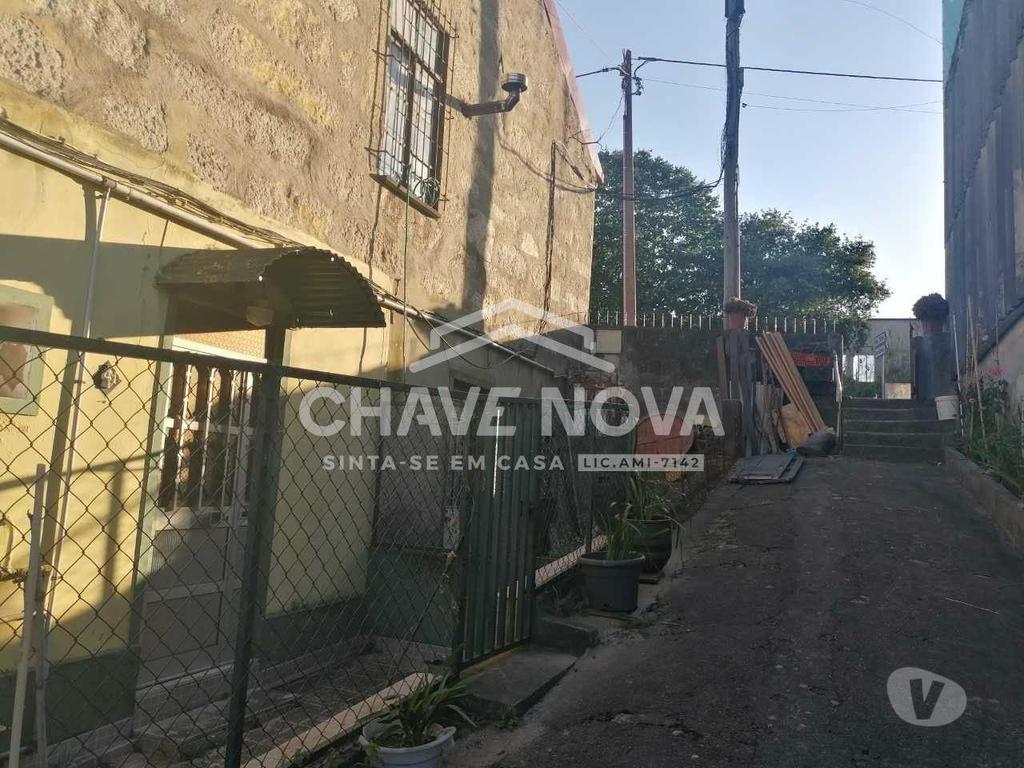 Terrenos Gondomar - Fotos para Terreno para construção em altura com 441 m². Rio Tinto.