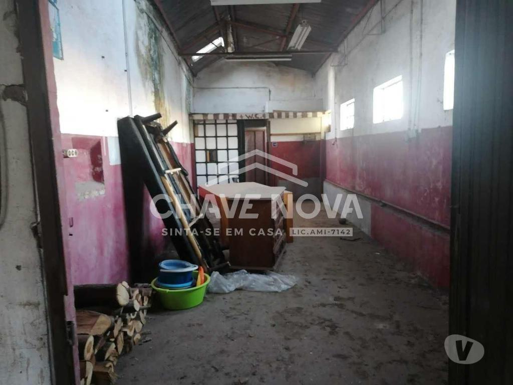 Terrenos Gondomar - Fotos para Terreno para construção em altura com 441 m². Rio Tinto.