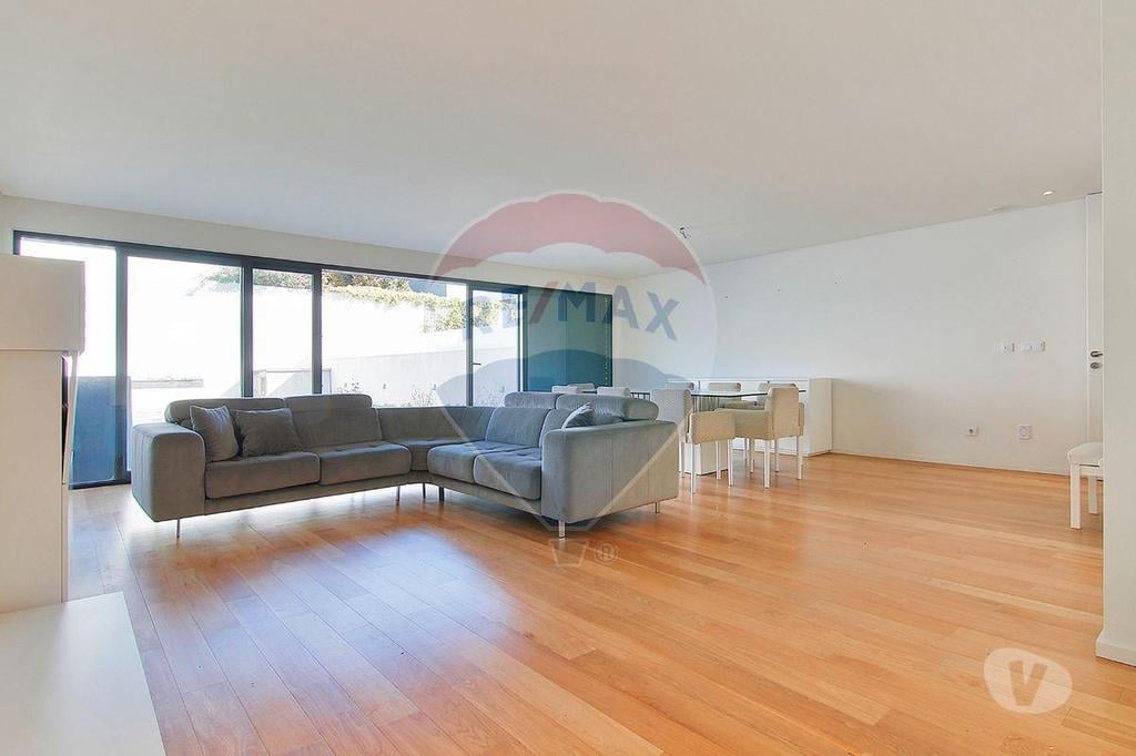 Apartamentos a venda Porto - Fotos para Porto-Moradia T5 para venda (125061006-132)