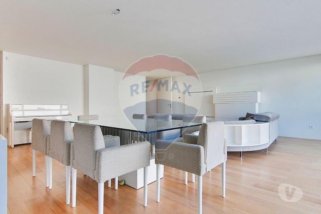 Apartamentos a venda Porto - Fotos para Porto-Moradia T5 para venda (125061006-132)