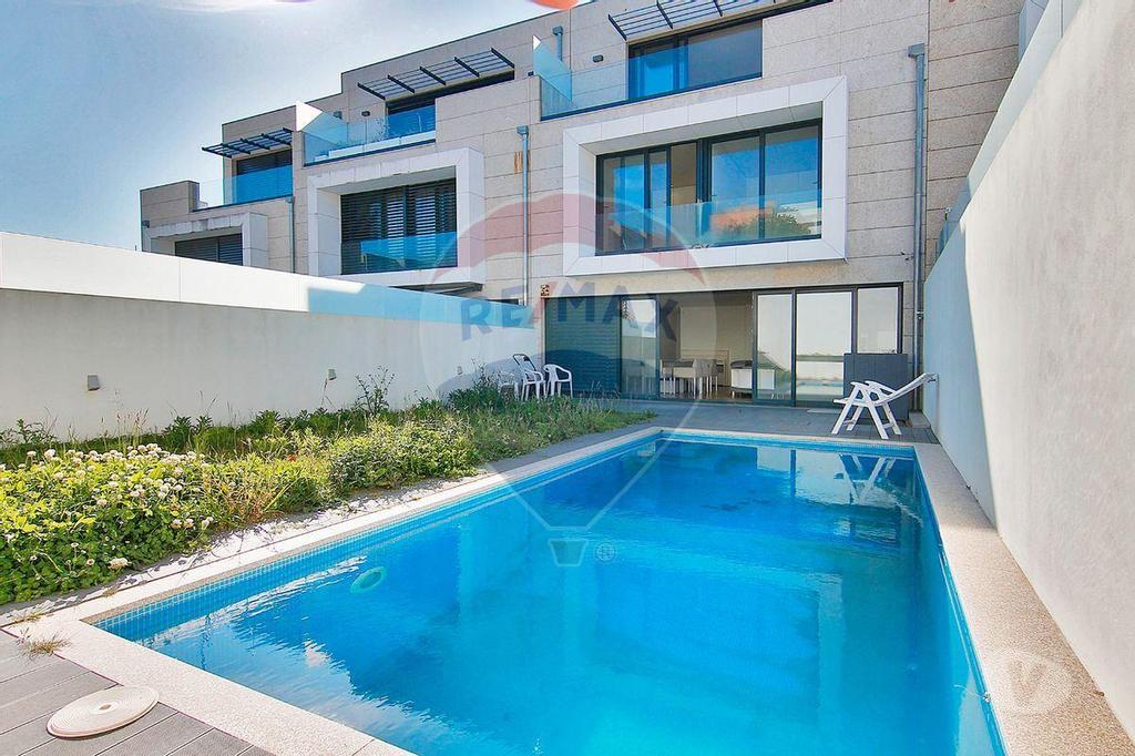 Apartamentos a venda Porto - Fotos para Porto-Moradia T5 para venda (125061006-132)