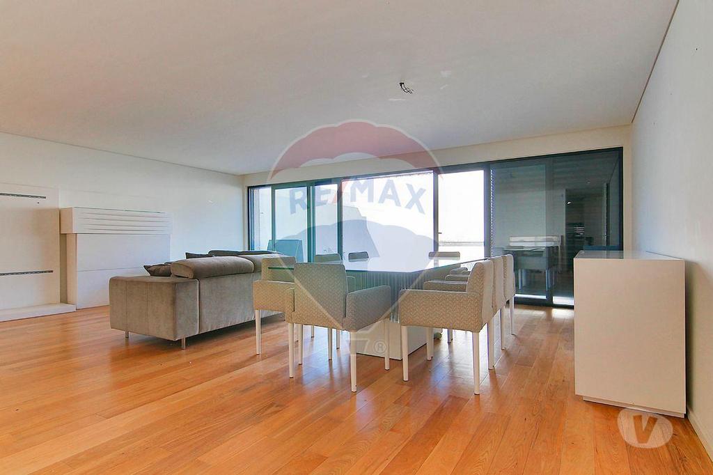 Apartamentos a venda Porto - Fotos para Porto-Moradia T5 para venda (125061006-132)