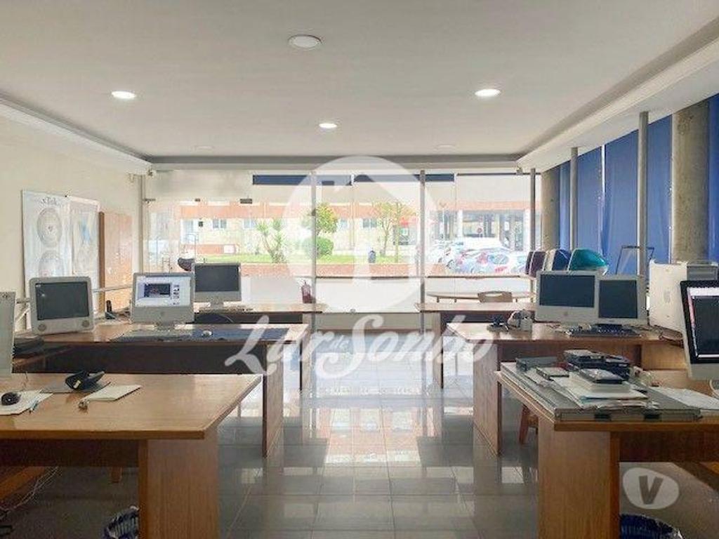 Comprar Loja Barcelos - Fotos para Espaço comercial no centro de Barcelos