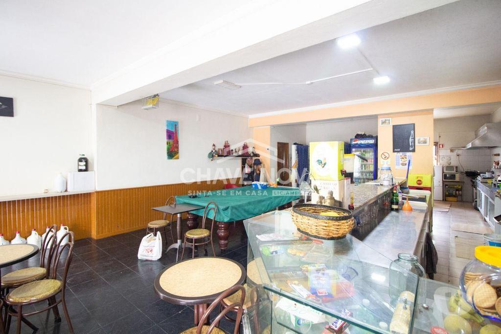 Comprar Loja Vila Nova de Gaia - Fotos para Trespasse Café em Oliveira do Douro