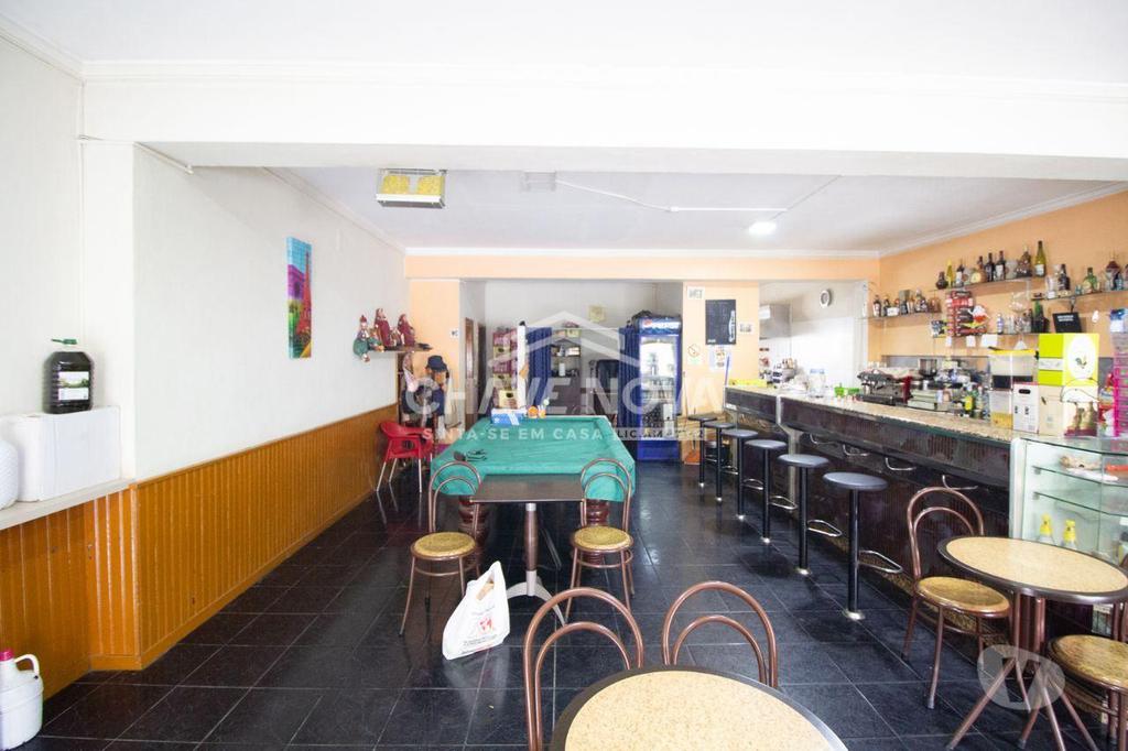 Comprar Loja Vila Nova de Gaia - Fotos para Trespasse Café em Oliveira do Douro