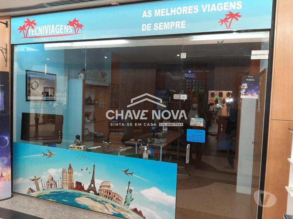 Comprar Loja Gondomar - Fotos para Loja no centro comercial Chão Verde em Rio Tinto
