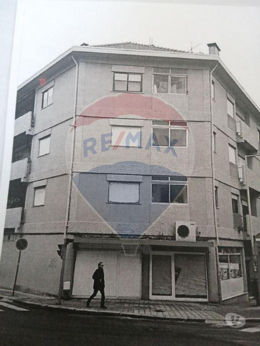Comprar Loja Porto - Fotos para Loja para arrendamento
