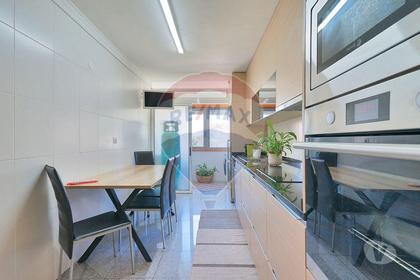 Imóveis para venda - Fotos para Matosinhos-Apartamento T3 para venda (125061156-26)