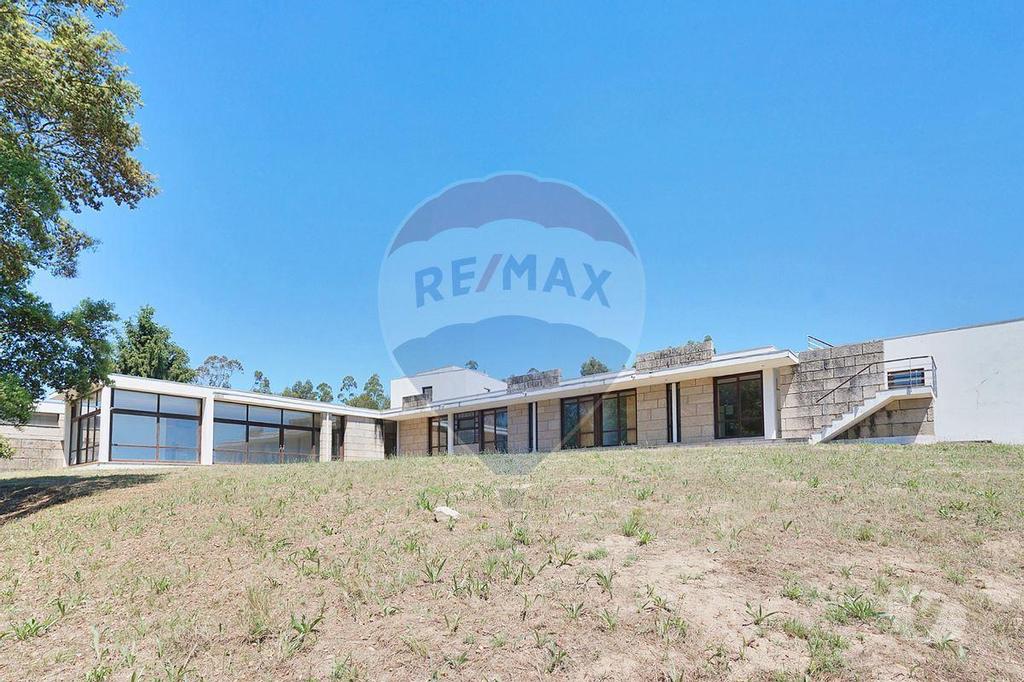 Apartamentos a venda Paredes - Fotos para Paredes-Moradia T6 para venda (124851199-1)