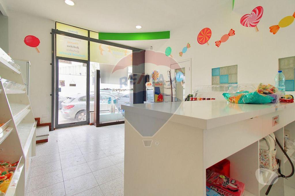 Comprar Loja Matosinhos - Fotos para Loja para venda