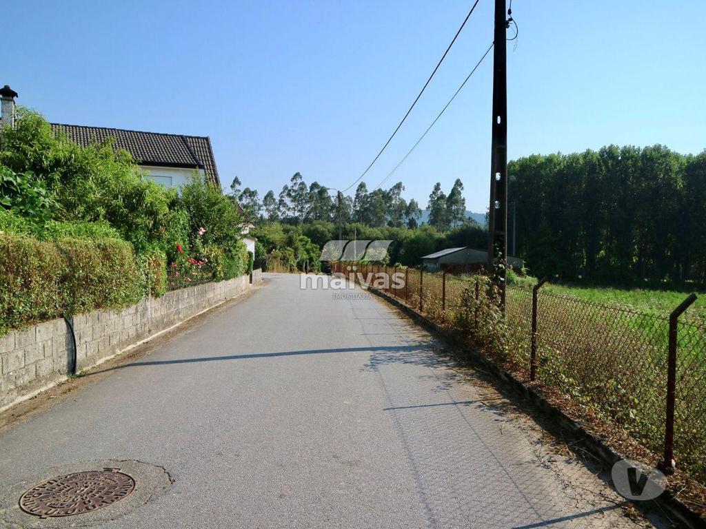 Terrenos Ponte de Lima - Fotos para Ponte-de-lima-Terreno com 11.200 m2 em Freixo (A008-0003)