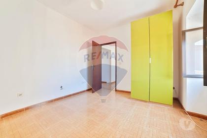 Casas e apartamentos - venda - Fotos para Matosinhos-Moradia T4 para venda (125061111-19)