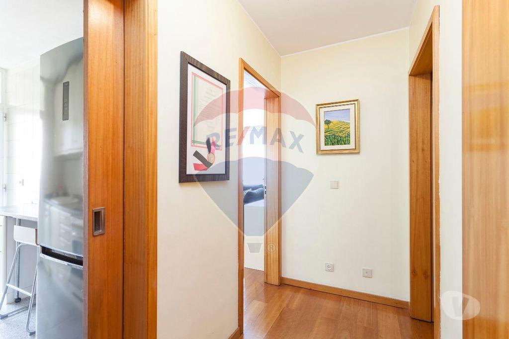 Apartamentos a venda Porto - Fotos para Porto-Apartamento T2 para venda (124851023-180)