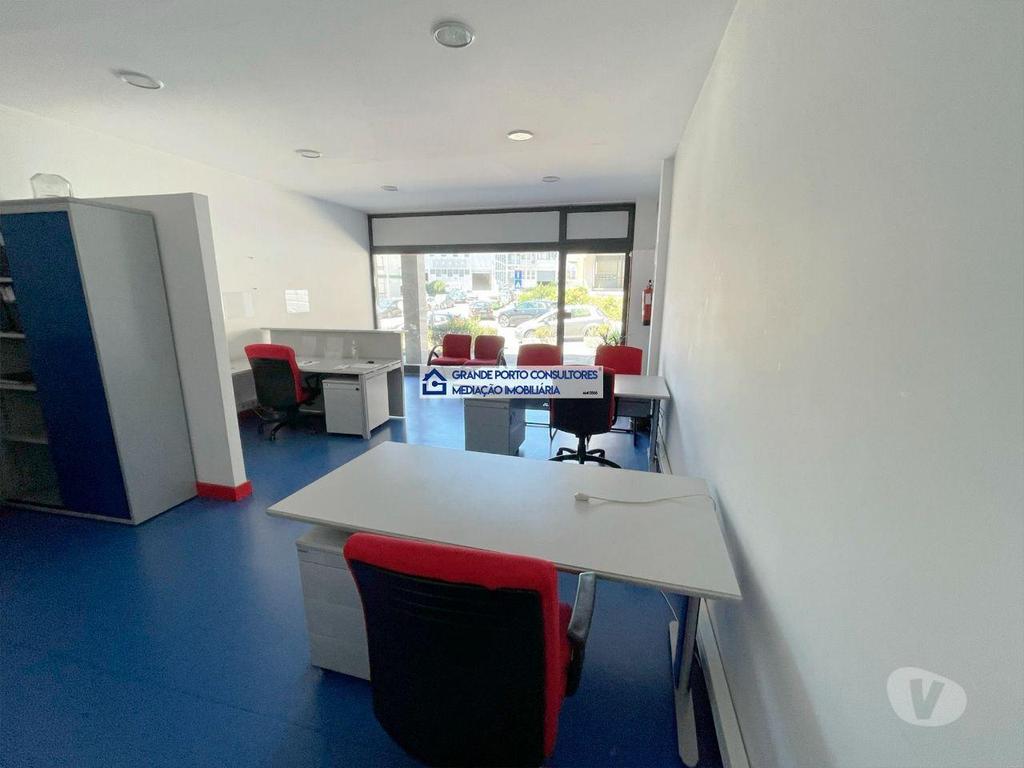 Comprar Loja Porto - Fotos para Loja C Terraço Junto Hotel Fénix - Campo Alegre