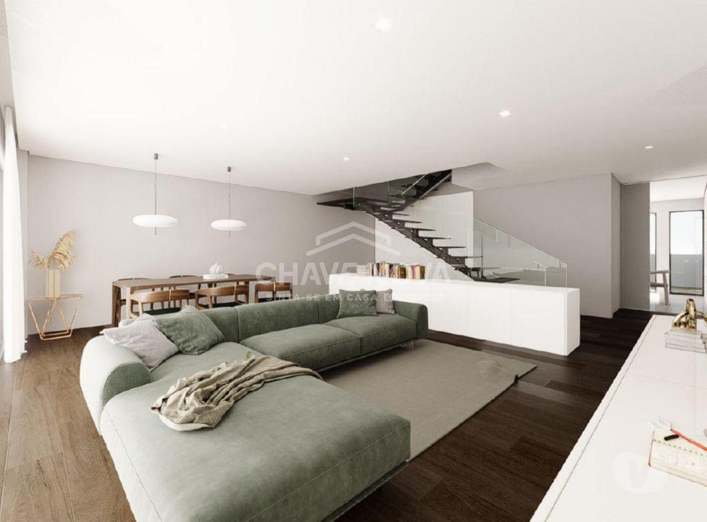 Apartamentos a venda Gondomar - Fotos para Gondomar-Moradia T3 S. Cosme - Gondomar (RT 02132)