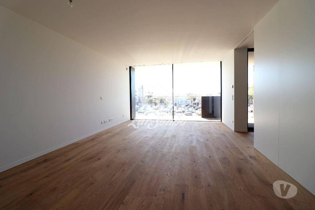 Apartamentos a venda Espinho - Fotos para T3 Centro de Espinho com 2 lugares de garagem (259-A-00146)