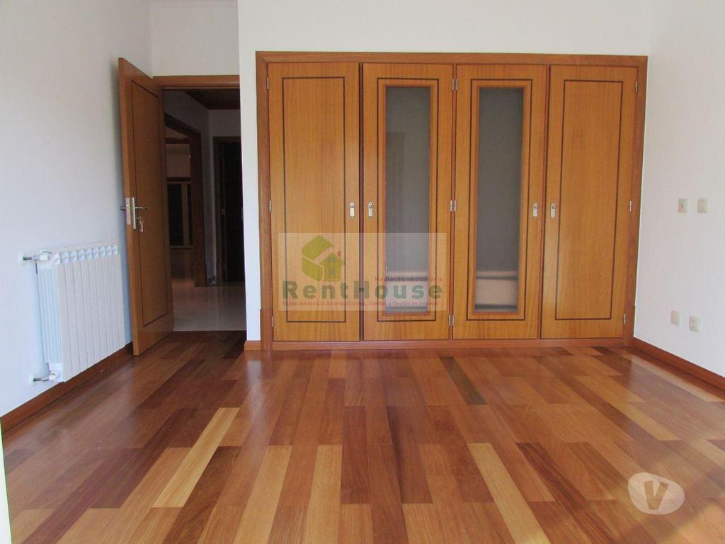 Apartamentos a venda Figueira da Foz - Fotos para Figueira-da-foz-Fabulosa Moradia M3+2 com Vista Mar (VF1559)
